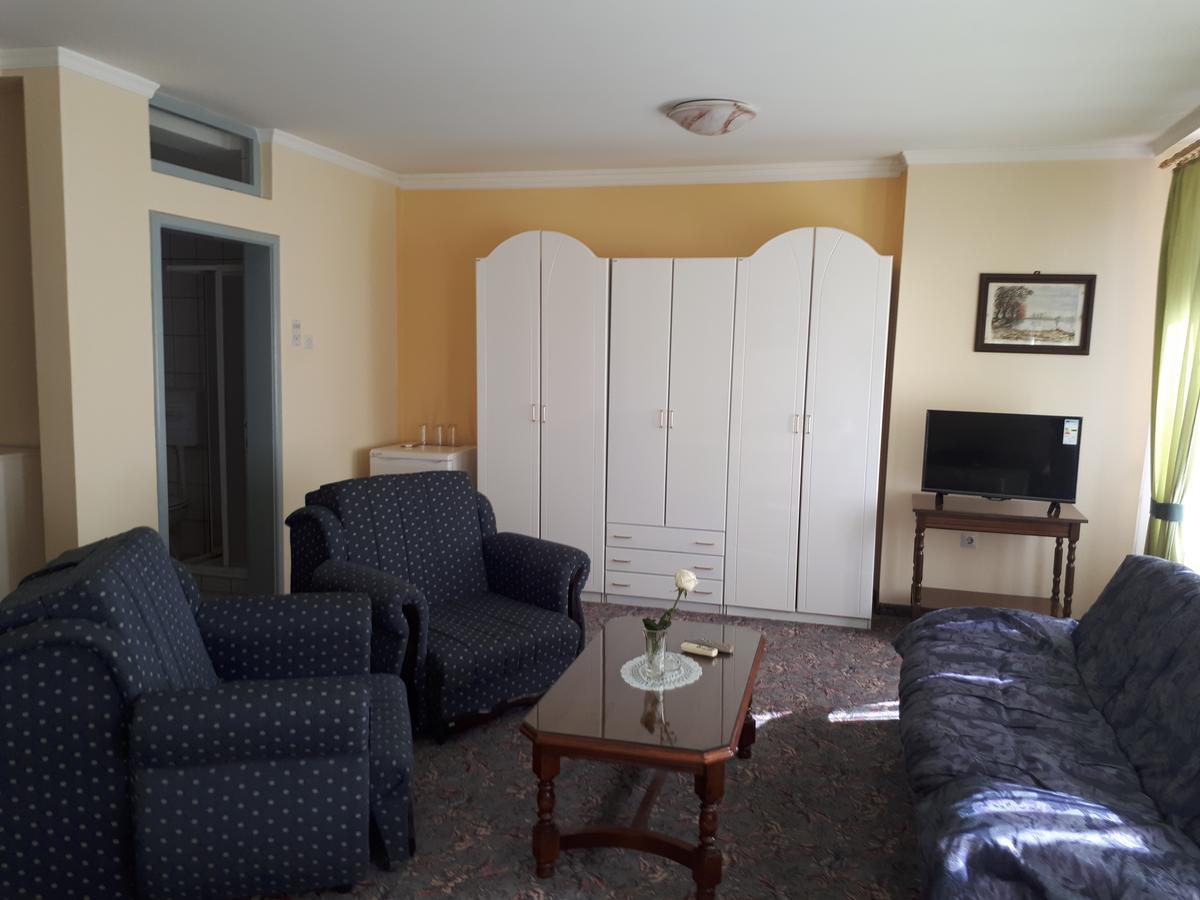 Bed and Breakfast Business Club Selenca Bac Exterior foto