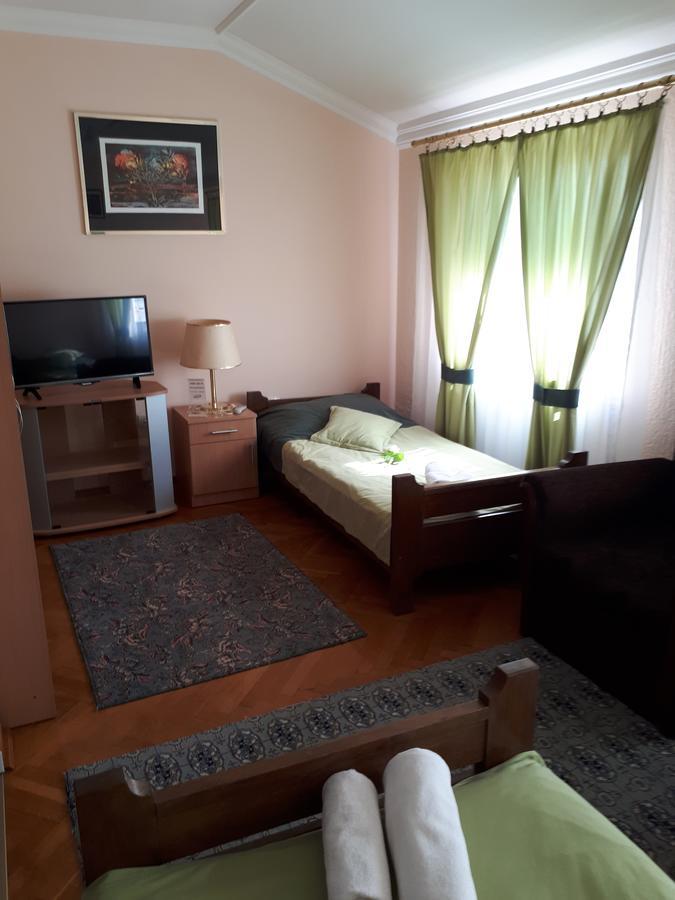 Bed and Breakfast Business Club Selenca Bac Exterior foto
