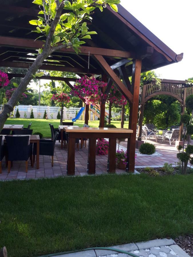 Bed and Breakfast Business Club Selenca Bac Exterior foto